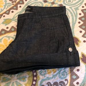 NWOT! Victoria secret London Jean shorts.